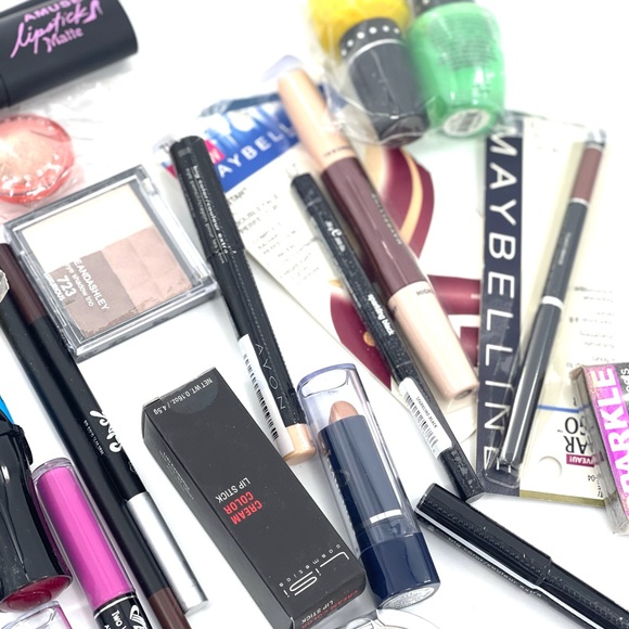 Brand New Drugstore Makeup Bundle - Picture 2 of 6